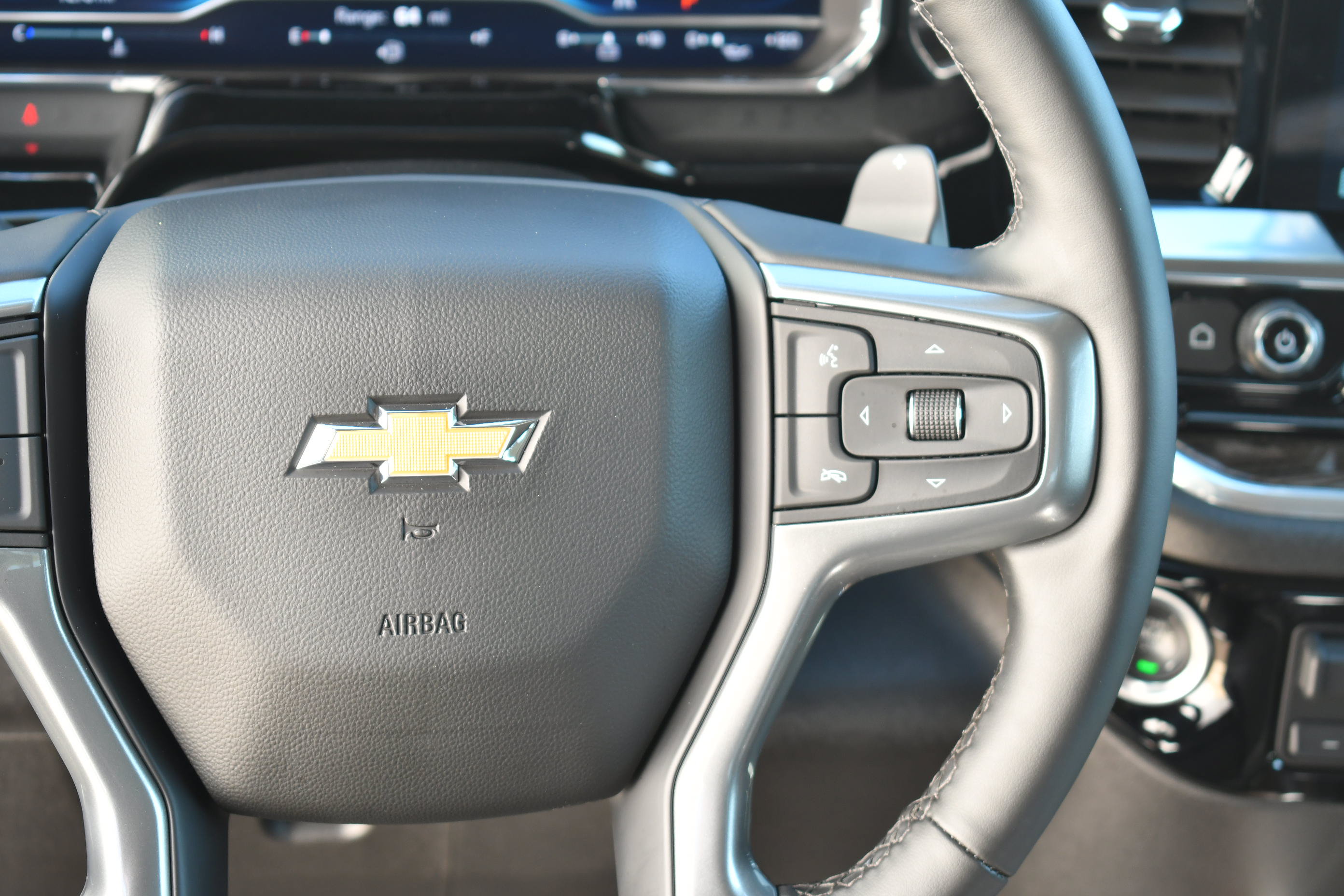 Used 2025 Chevrolet Silverado 1500 LT w/ Texas Edition Plus RWD image 21