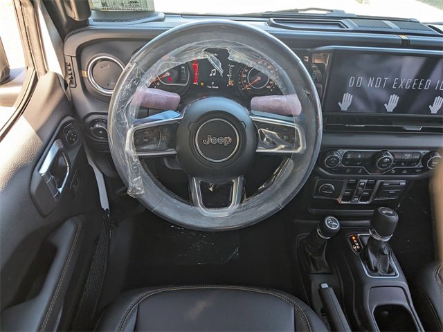 New 2025 Jeep Wrangler Sahara image 11