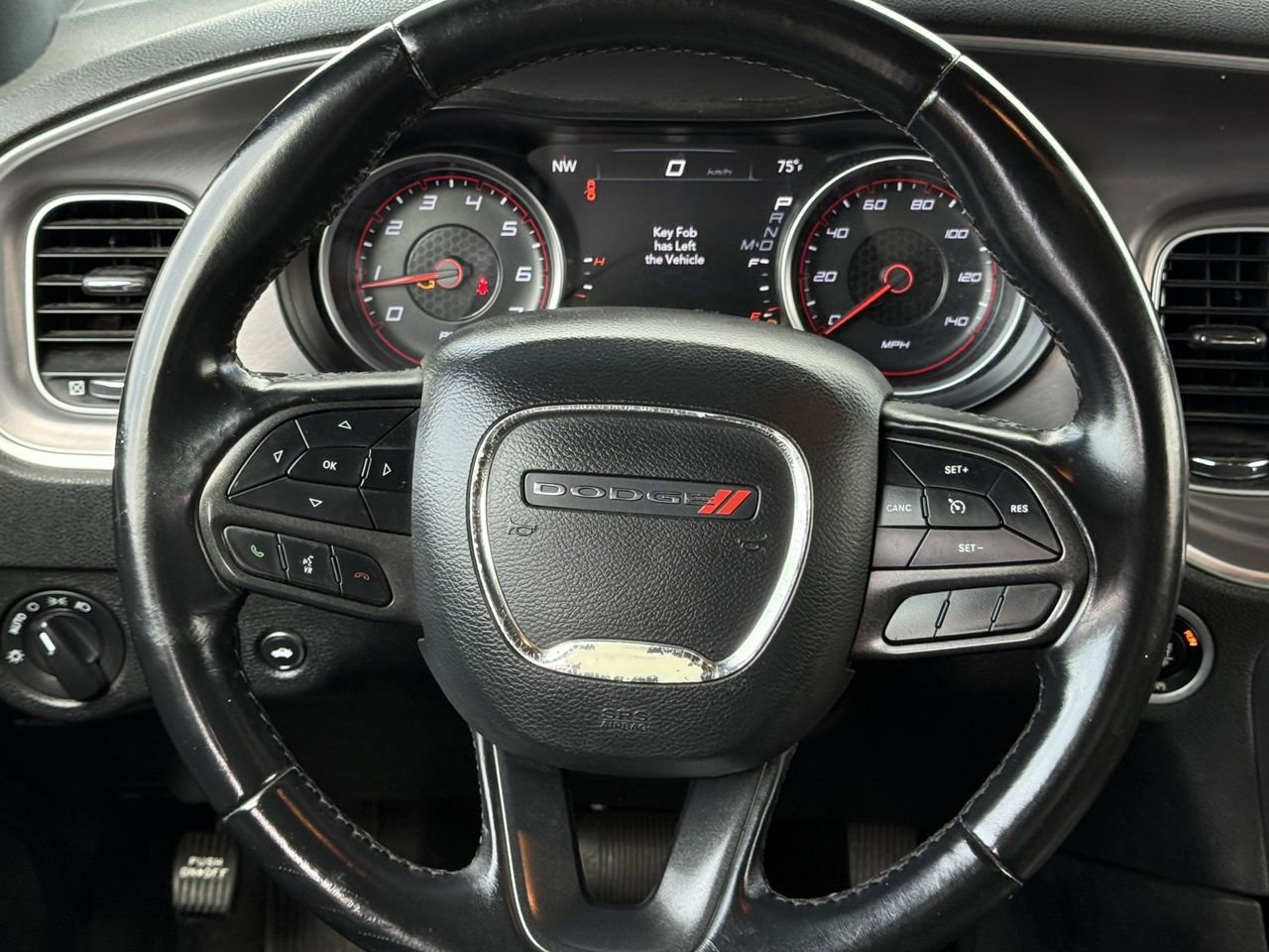 Used 2022 Dodge Charger SXT image 12