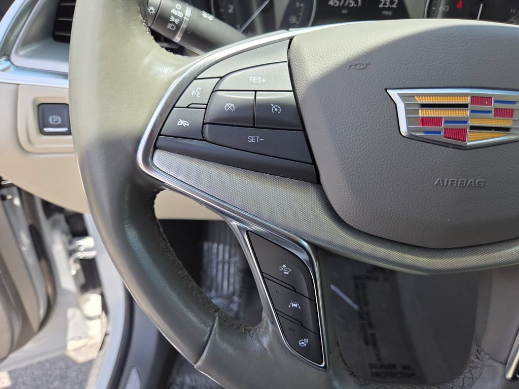 Used 2023 Cadillac XT5 Premium Luxury w/ Technology Package AWD/4WD image 34