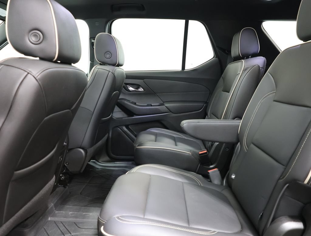 Used 2023 Chevrolet Traverse Premier AWD/4WD image 27