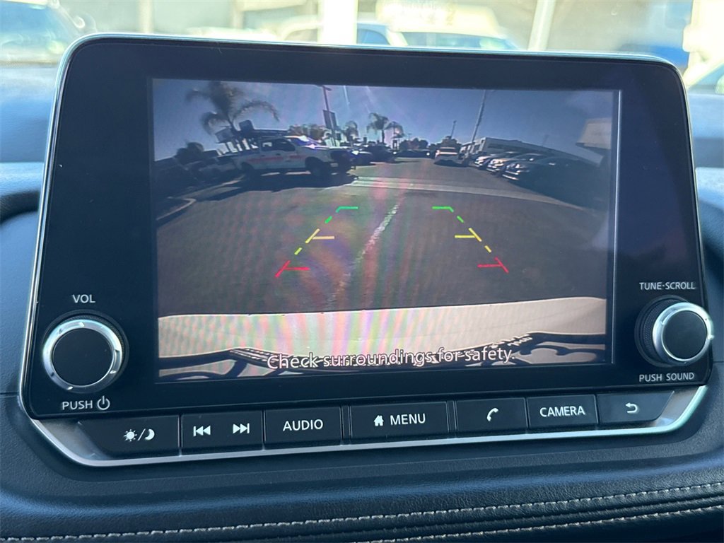 Used 2024 Nissan Rogue S image 24