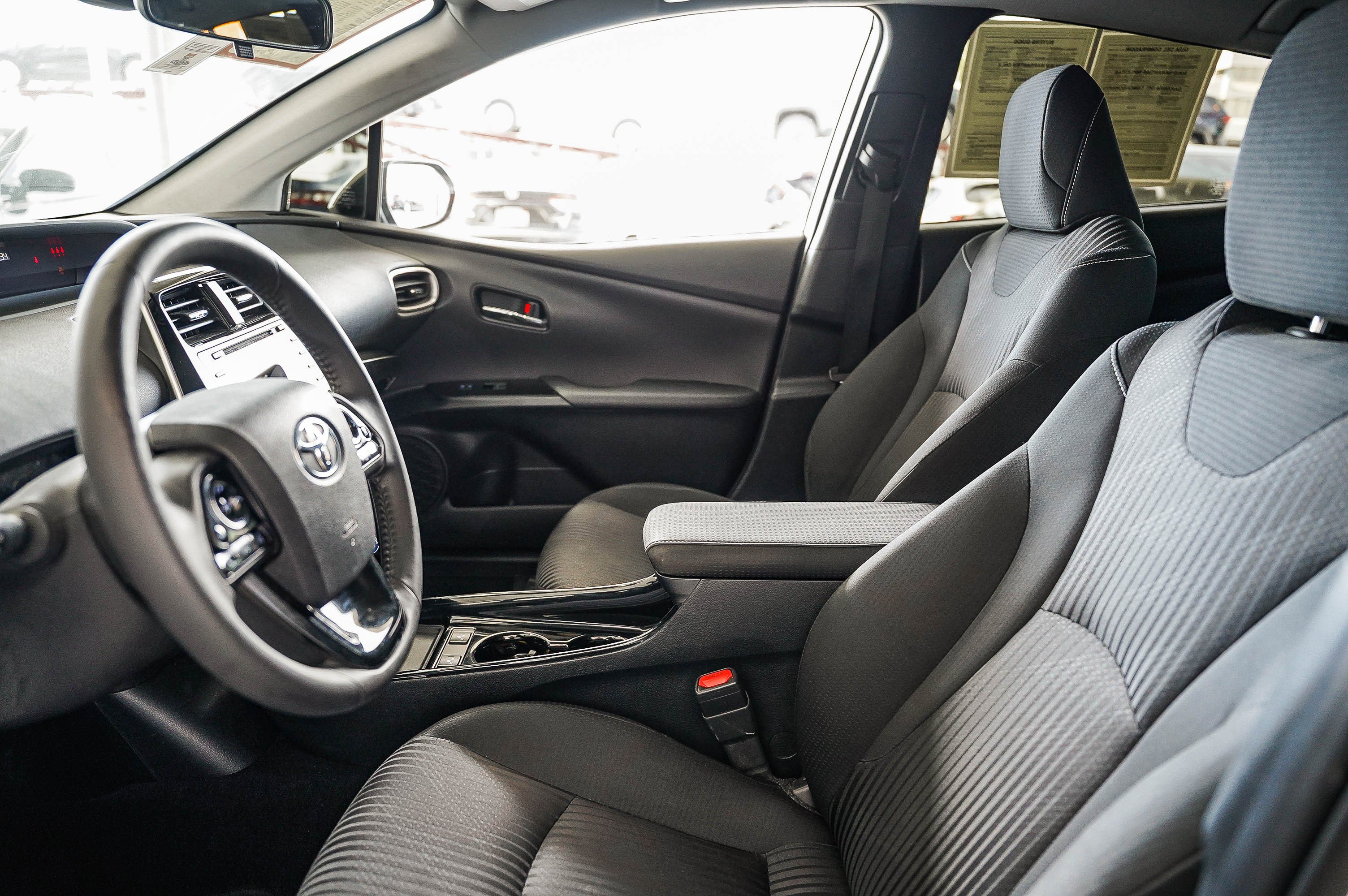 Certified 2020 Toyota Prius Prime LE image 18