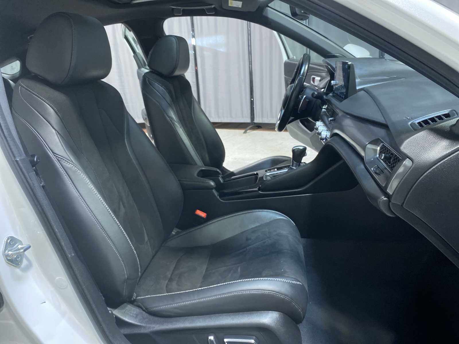 Used 2024 Acura Integra A-Spec FWD image 14