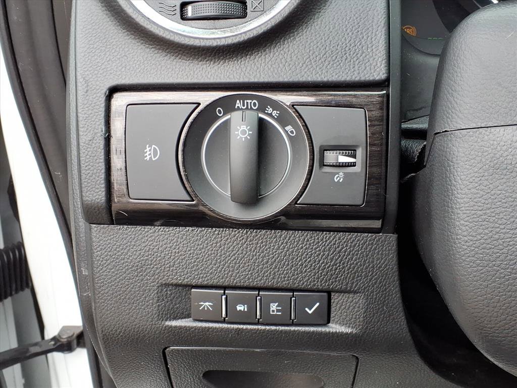 Used 2014 Chevrolet Captiva Sport LS image 19