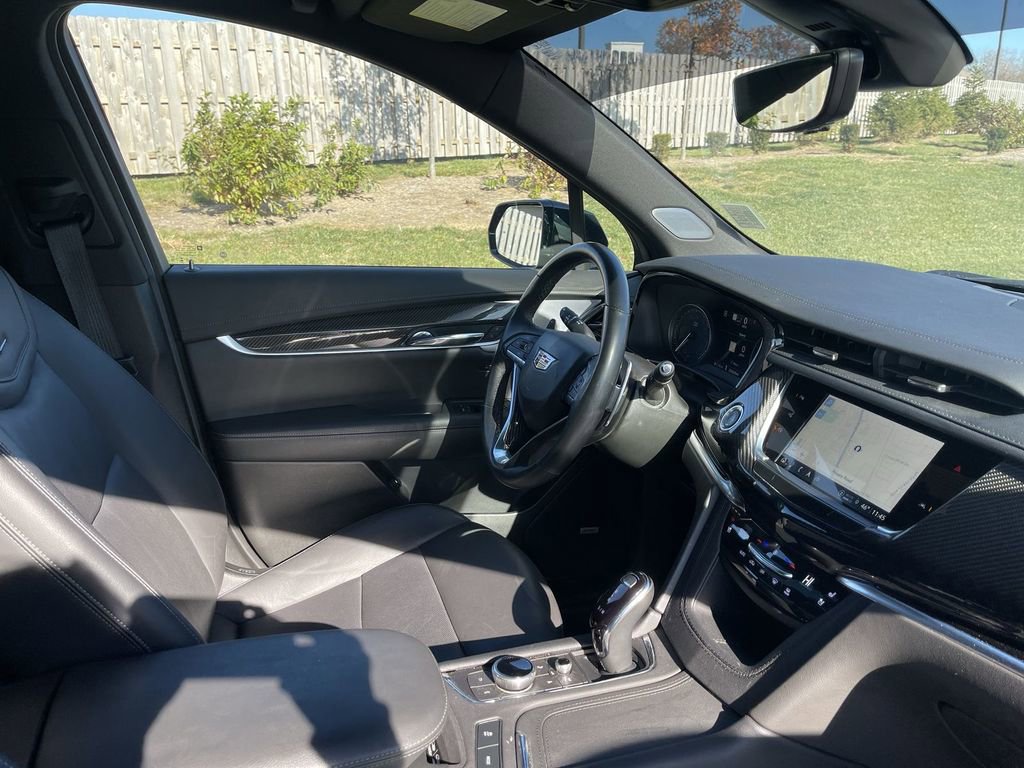 Certified 2024 Cadillac XT6 Sport w/ Technology Package image 35