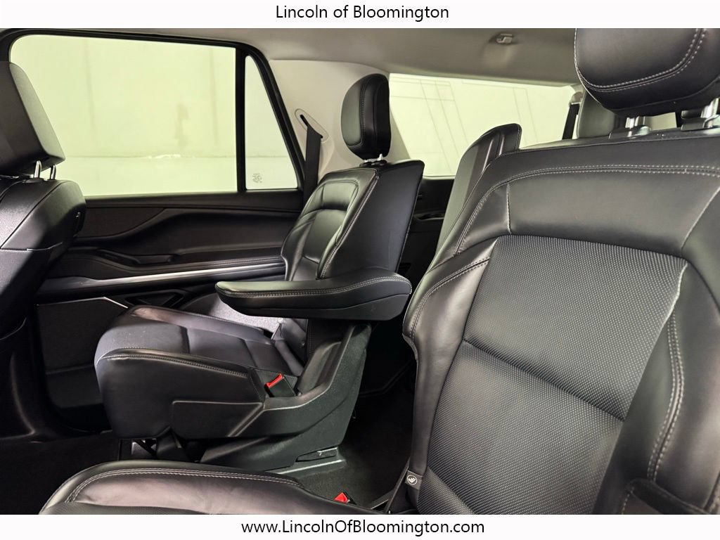 Used 2025 Lincoln Navigator L Reserve AWD/4WD image 51