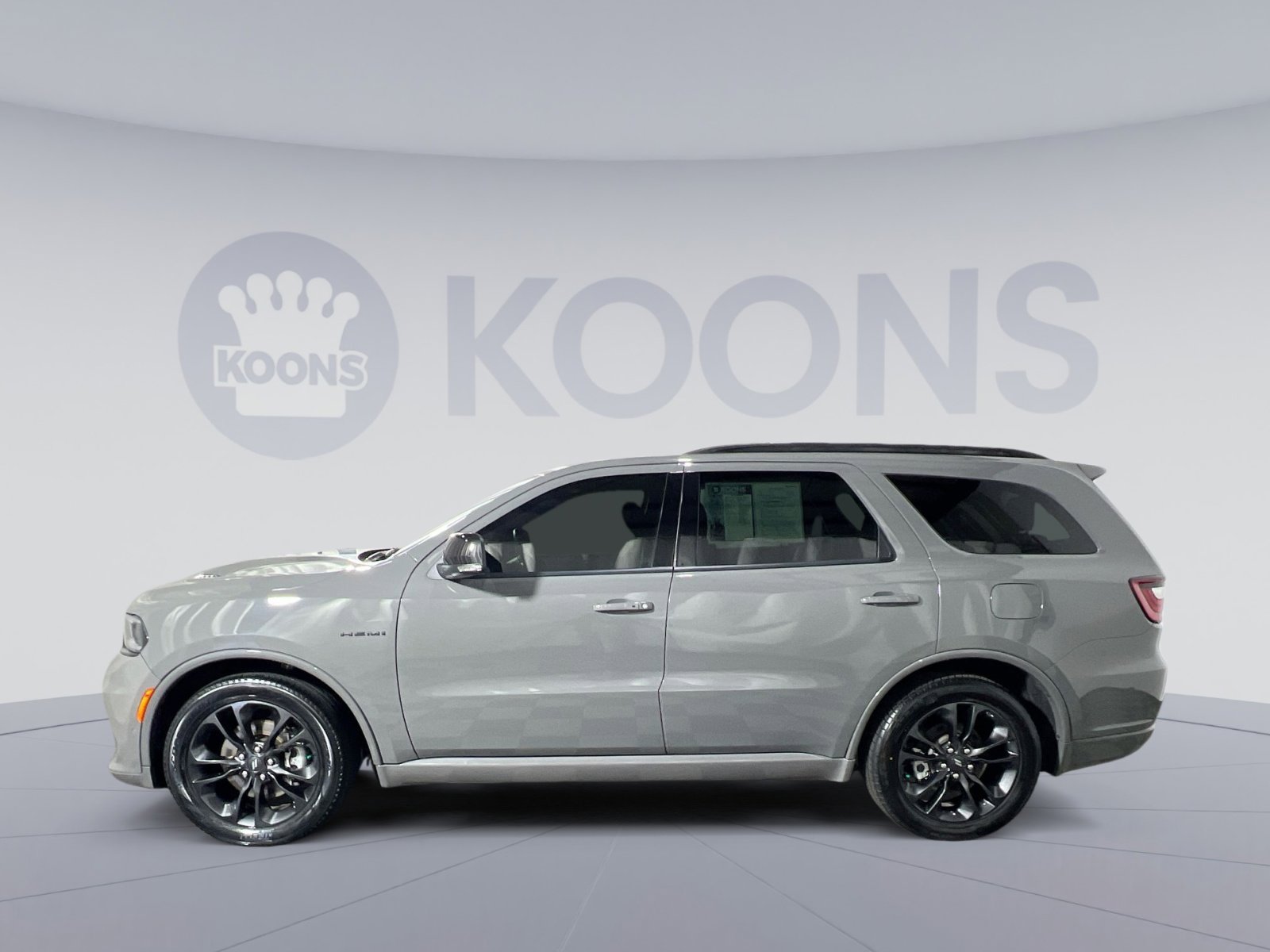 Used 2023 Dodge Durango R/T image 2
