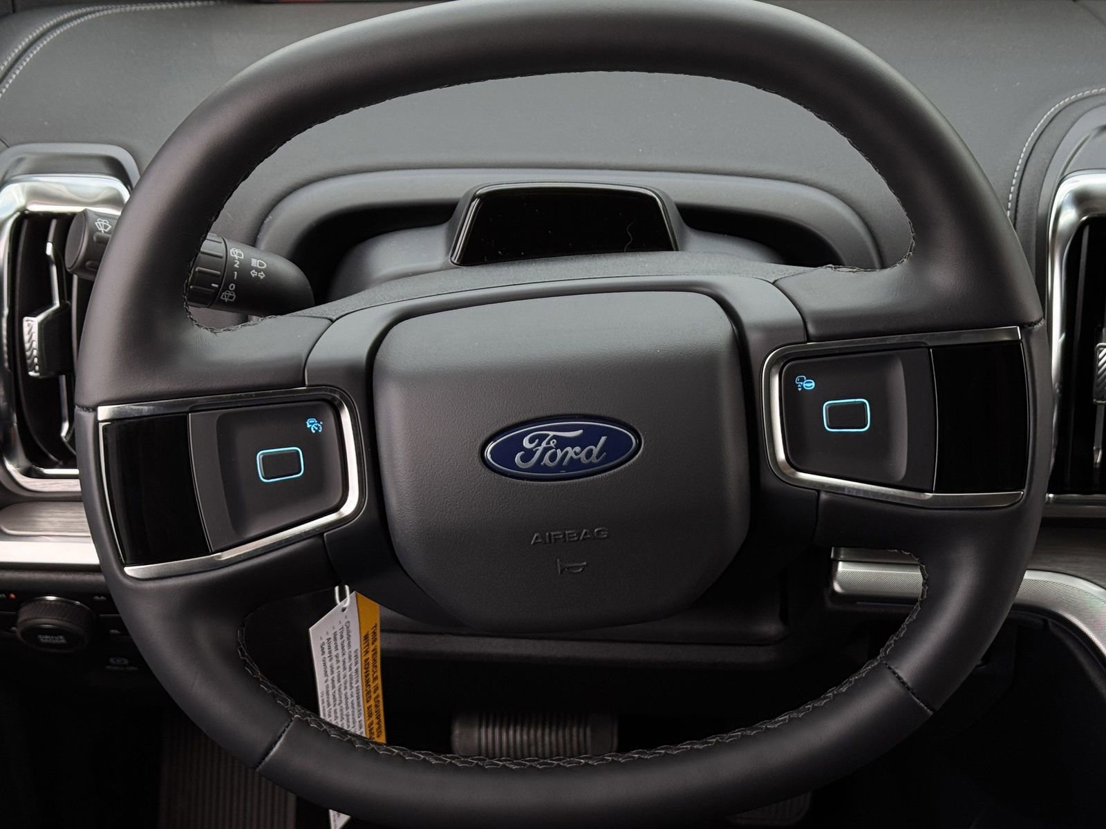 New 2026 Ford Expedition Platinum image 13