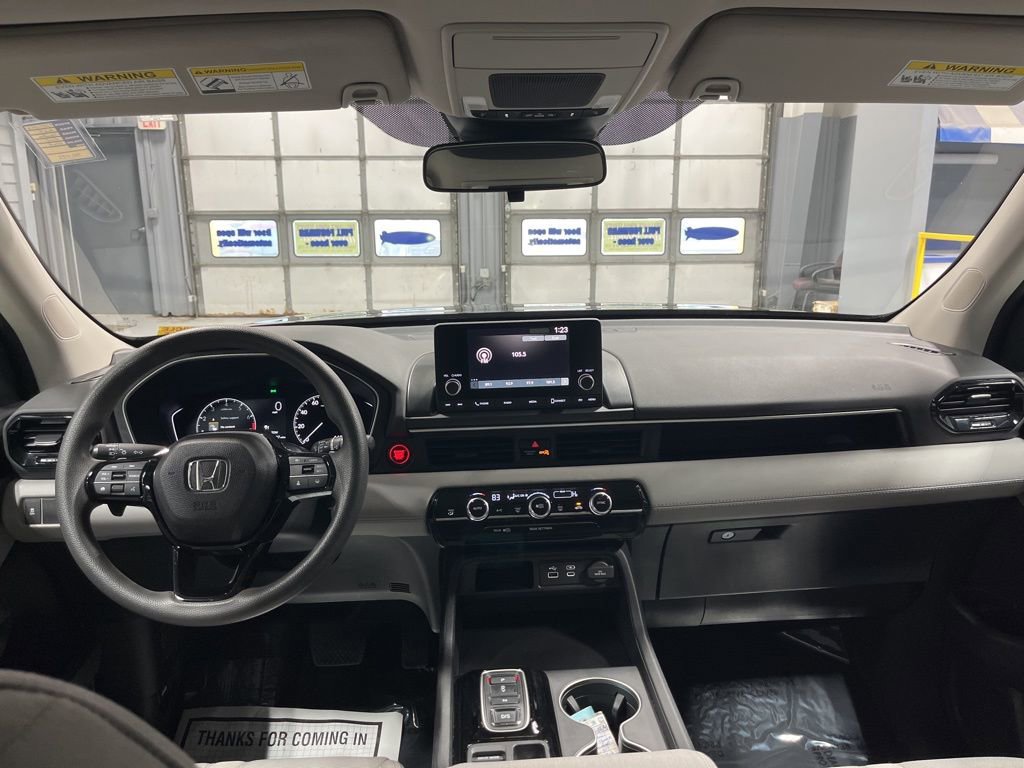Used 2023 Honda Pilot LX image 30