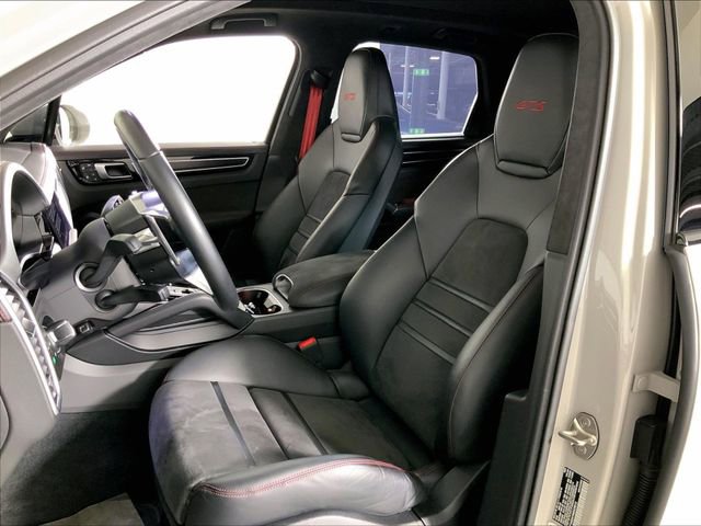 Certified 2022 Porsche Cayenne GTS AWD/4WD image 5