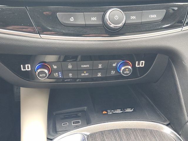 Used 2023 Buick Enclave Avenir w/ Trailering Package, 5000 lbs. image 21