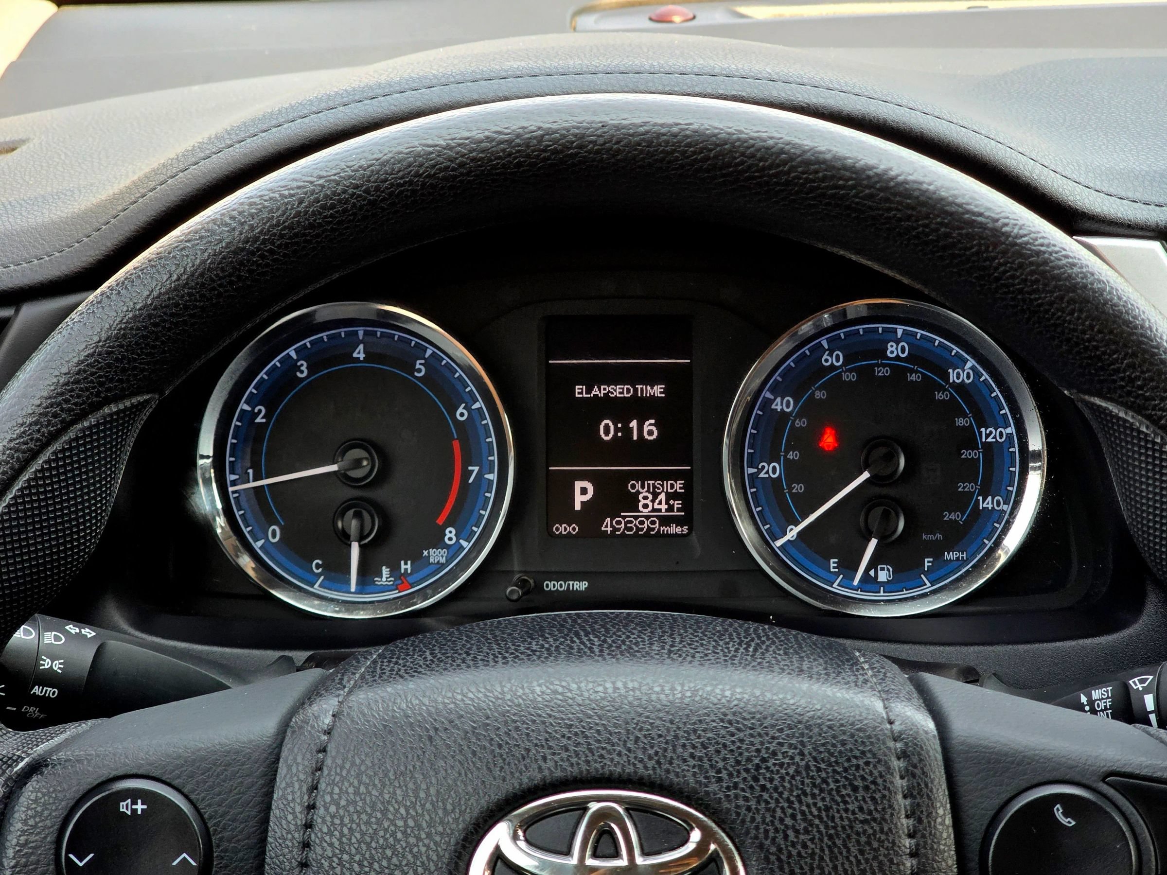 Used 2017 Toyota Corolla LE w/ Carpet Mat Package (TMS) FWD image 23