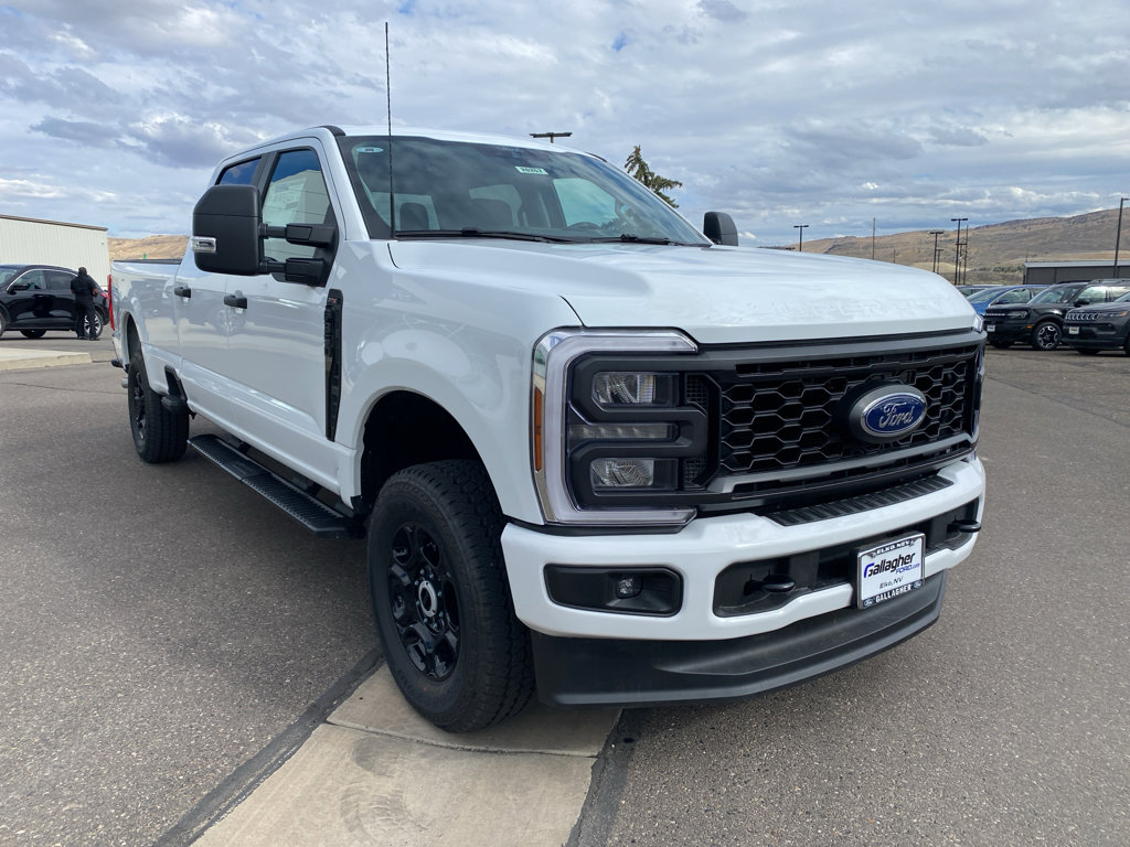 New 2026 Ford F350 4x4 Crew Cab Super Duty image 14