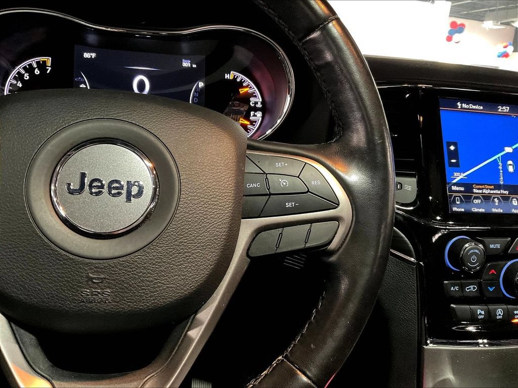 Used 2021 Jeep Grand Cherokee Limited AWD/4WD image 14