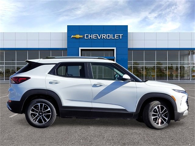 New 2026 Chevrolet TrailBlazer LT w/ Driver Confidence Package image 3
