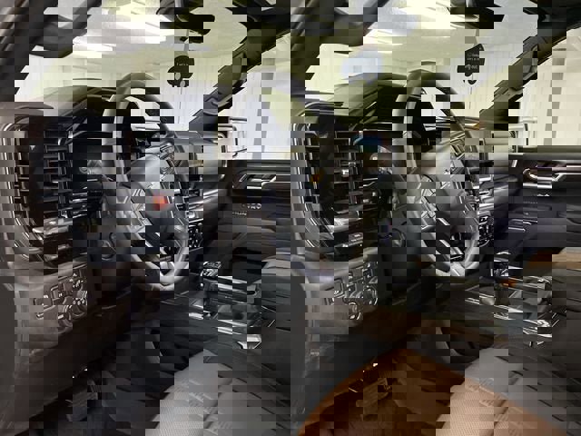 Certified 2025 Chevrolet Silverado 1500 High Country image 10