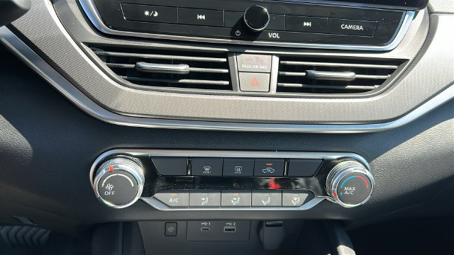 New 2026 Nissan Altima 2.5 SR FWD image 16