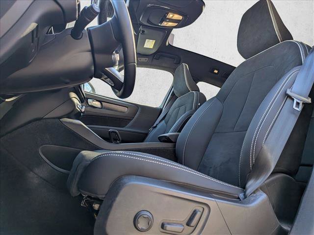 Used 2023 Volvo C40 P8 Recharge Ultimate image 14