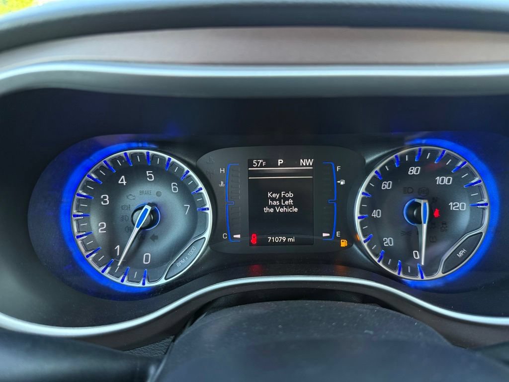 Used 2023 Chrysler Voyager LX FWD image 40