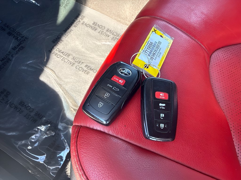 Used 2019 Toyota Camry XSE w/ Driver Assist Package FWD image 28