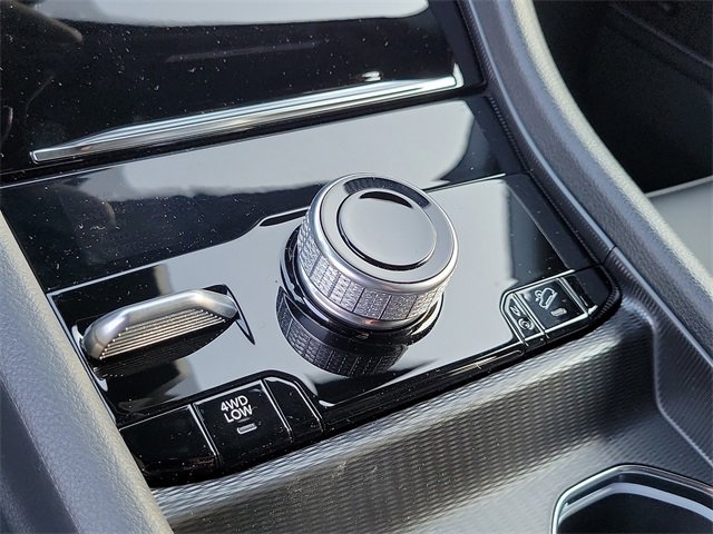 New 2024 Jeep Grand Cherokee Limited 4xe image 7