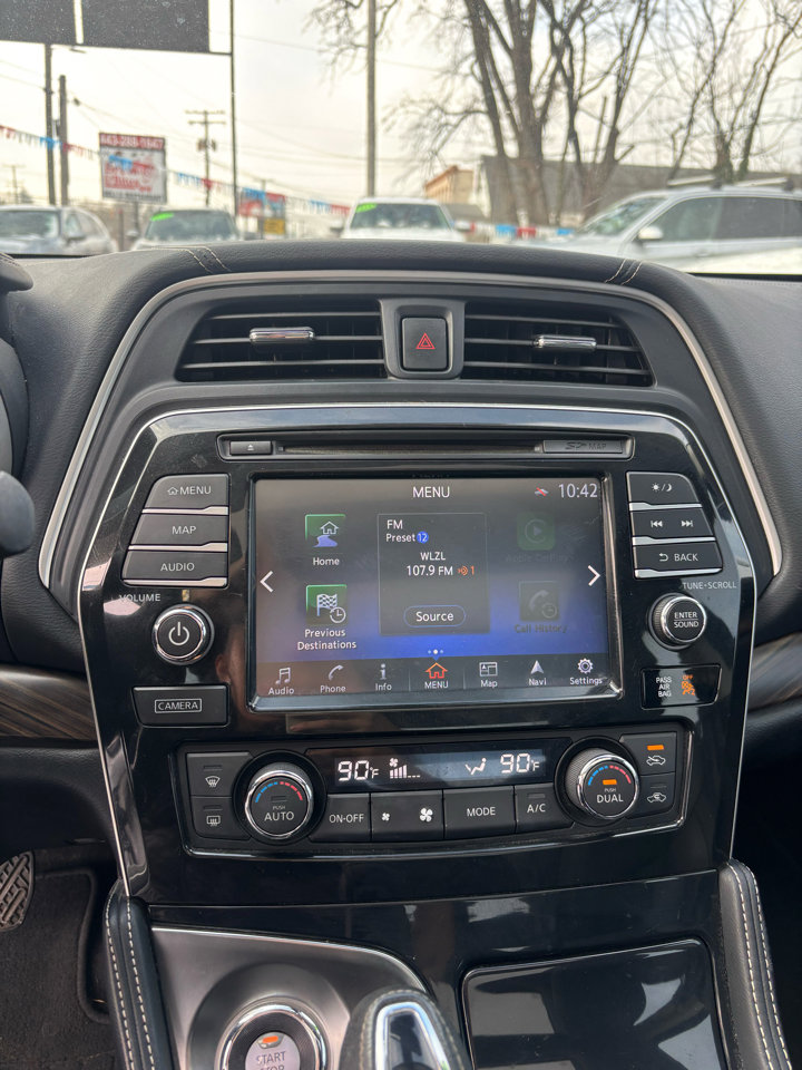 Used 2017 Nissan Maxima Platinum image 12