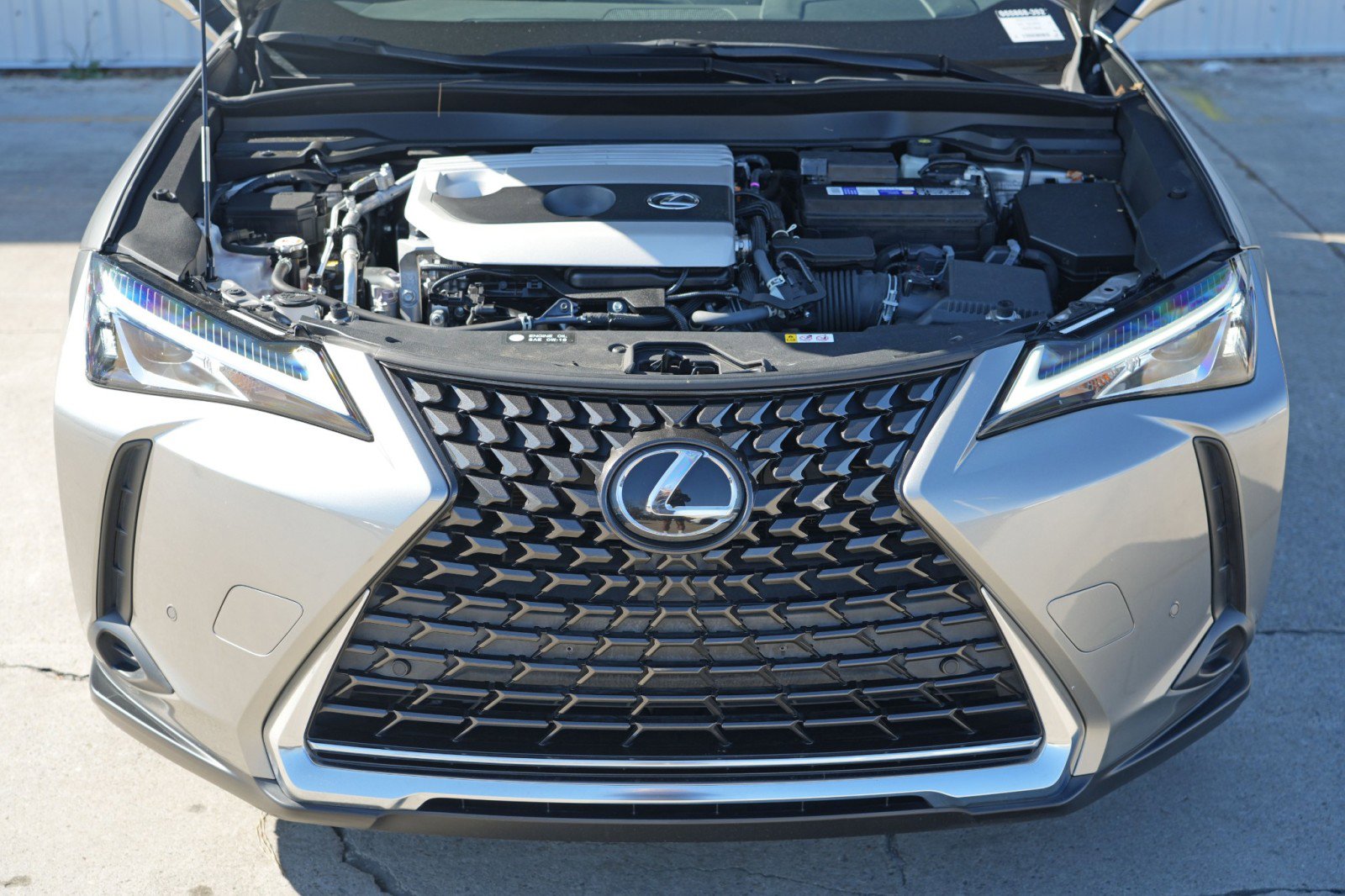Used 2022 Lexus UX 200 image 6