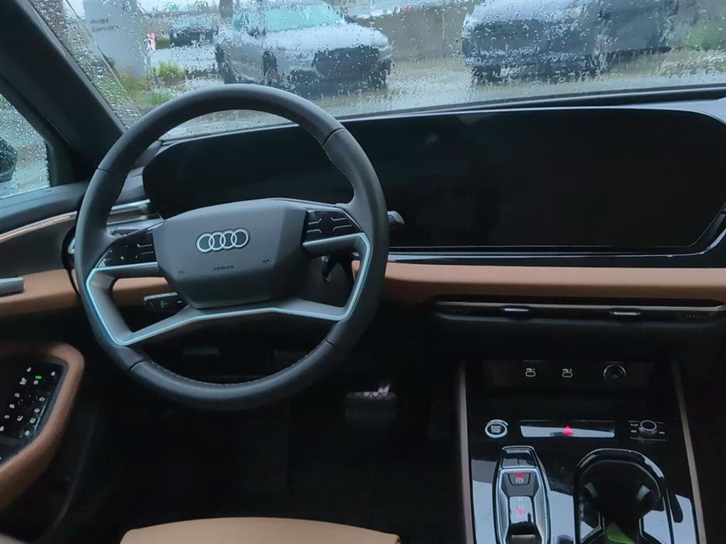 Used 2025 Audi A5 2.0T Premium Plus w/ Premium Plus image 9