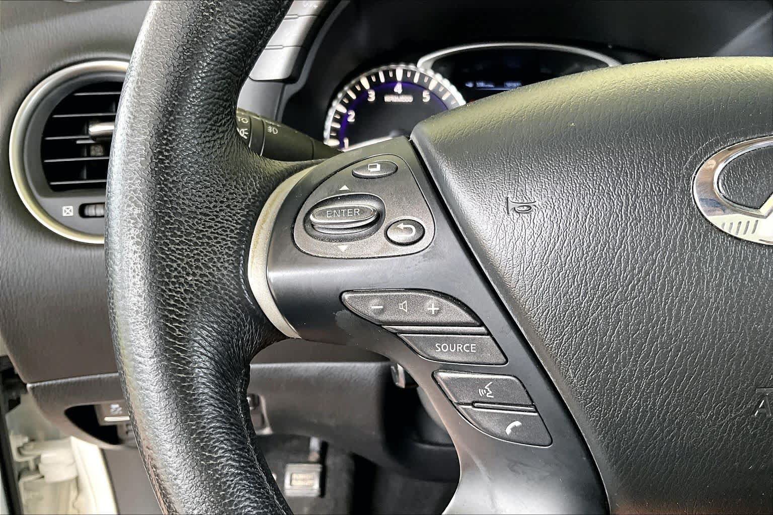 Used 2013 INFINITI JX35 FWD w/ Premium Pkg image 21