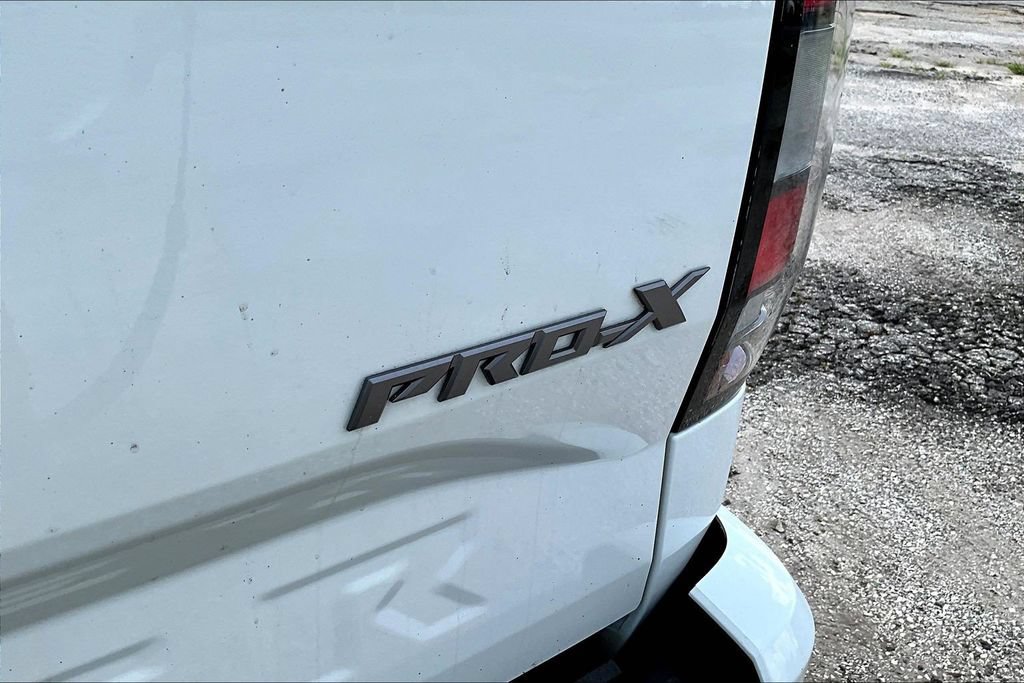Used 2022 Nissan Frontier Pro-X w/ Technology Package RWD image 27