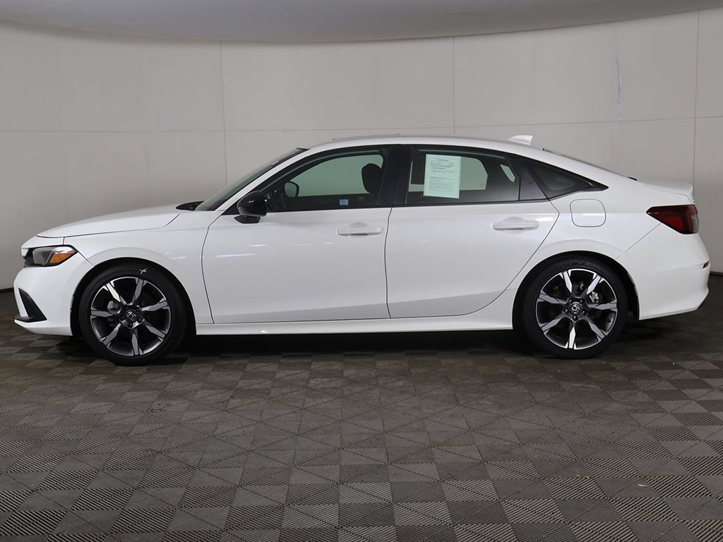 Used 2025 Honda Civic Sport image 17