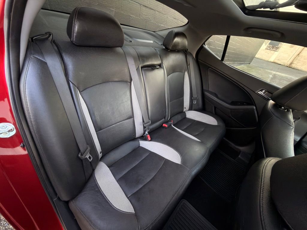 Used 2012 Kia Optima SX w/ Premium Touring Pkg image 11