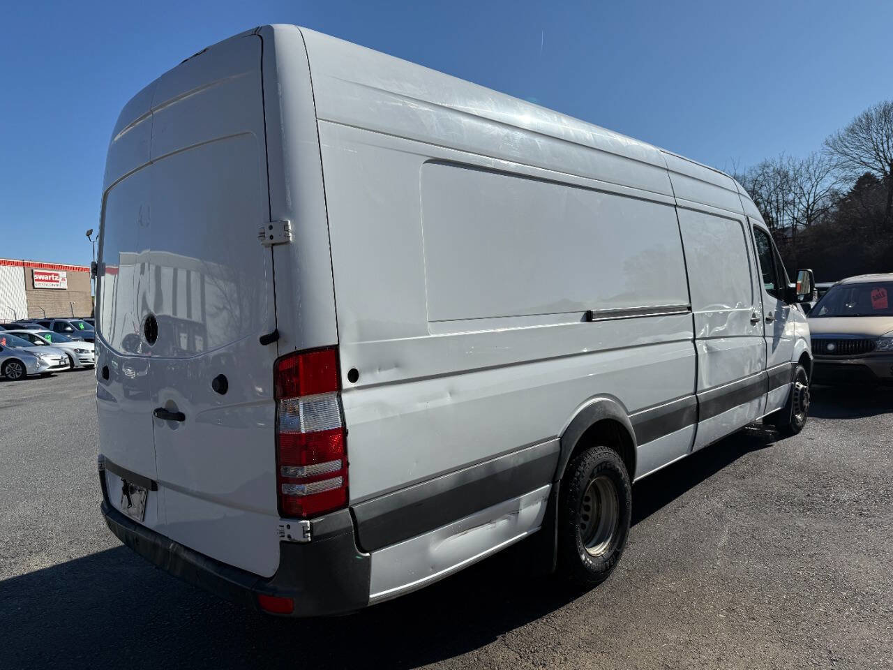 Used 2014 Freightliner Sprinter 3500 image 5