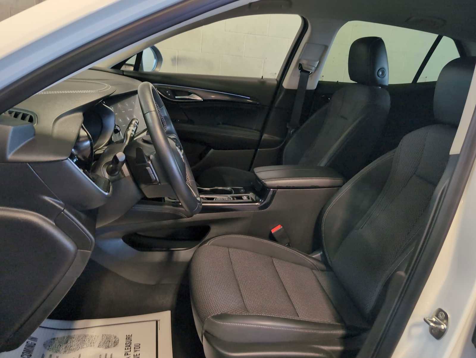 Used 2022 Buick Envision Preferred image 18