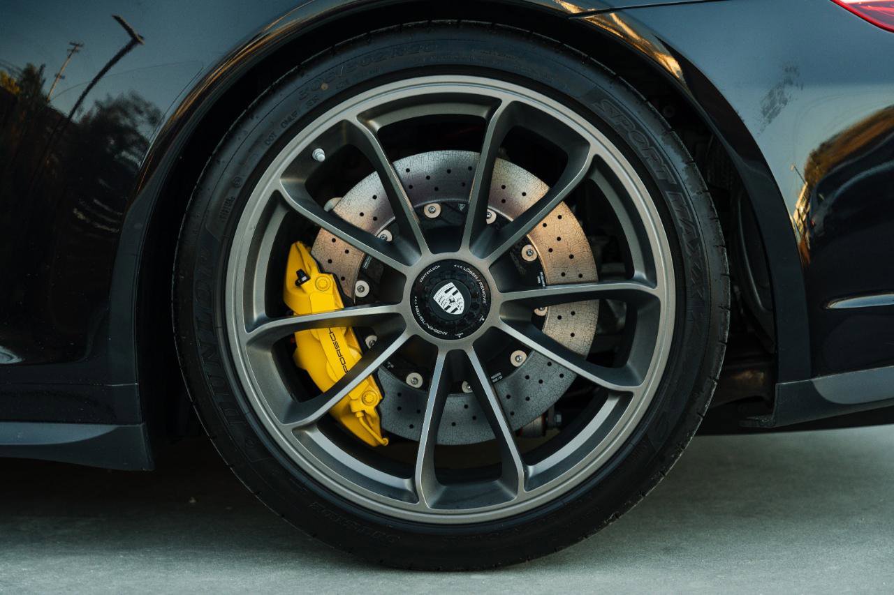 Used 2019 Porsche 911 GT3 image 25