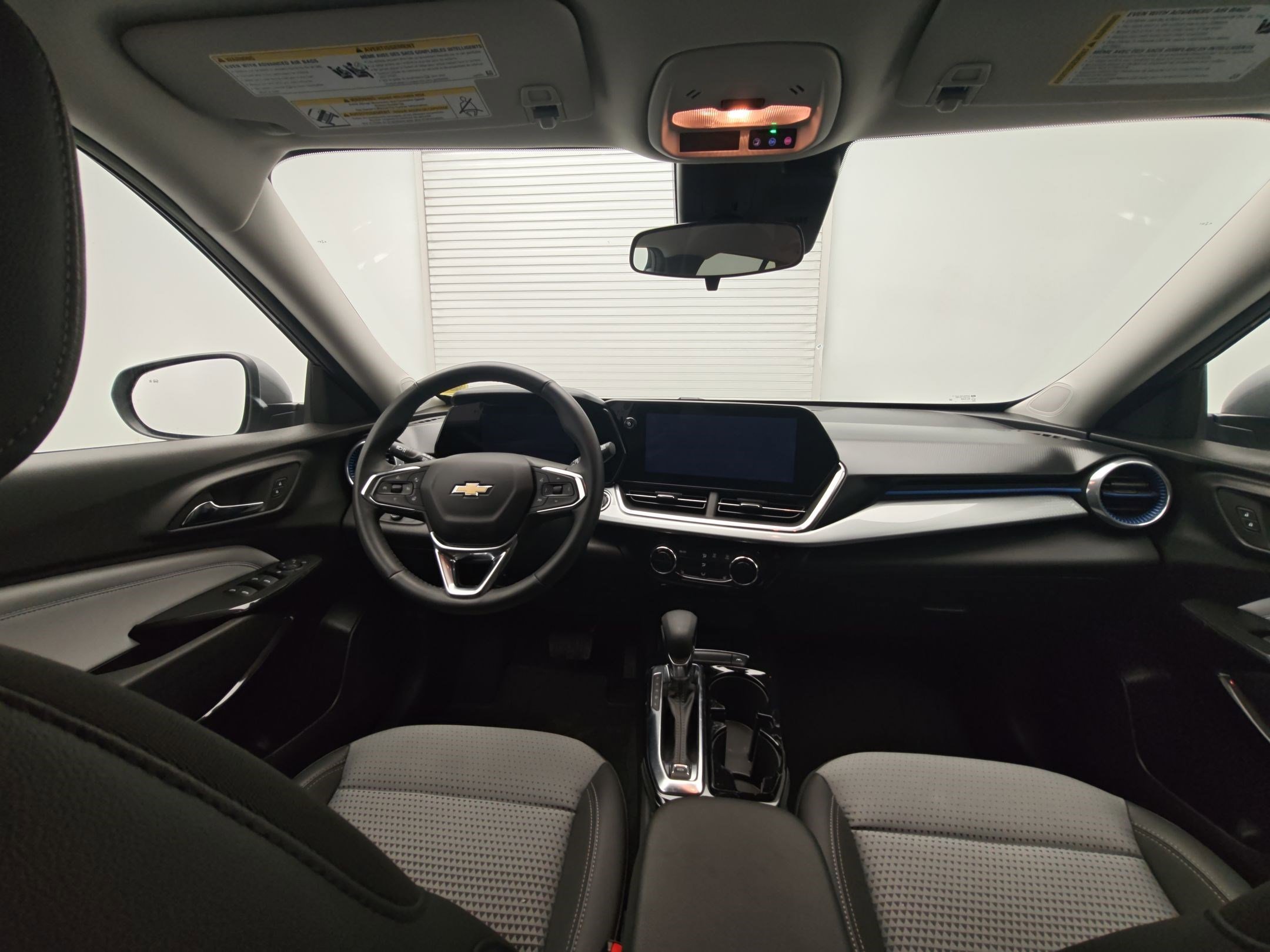 Certified 2024 Chevrolet Trax LT w/ Driver Confidence Package image 13