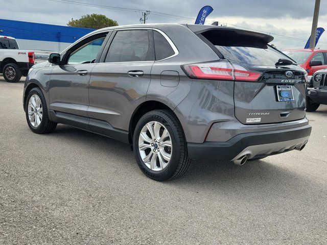Certified 2022 Ford Edge Titanium AWD/4WD image 4