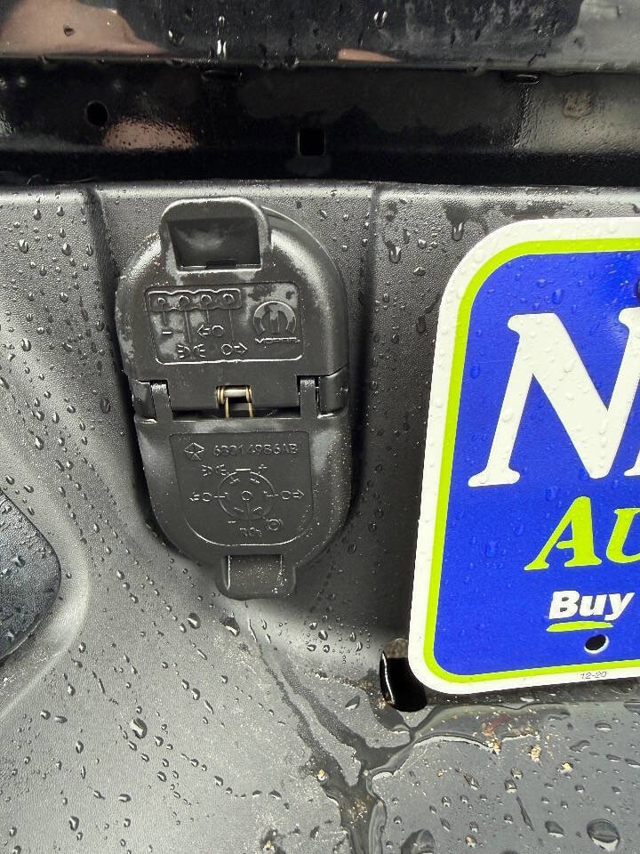 Used 2018 RAM 1500 Sport w/ Quick Order Package 26Q Night image 10