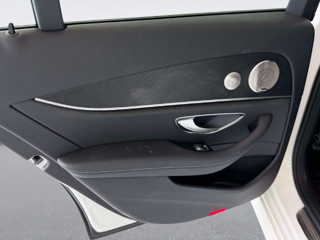 Certified 2023 Mercedes-Benz E 350 4MATIC Sedan image 11