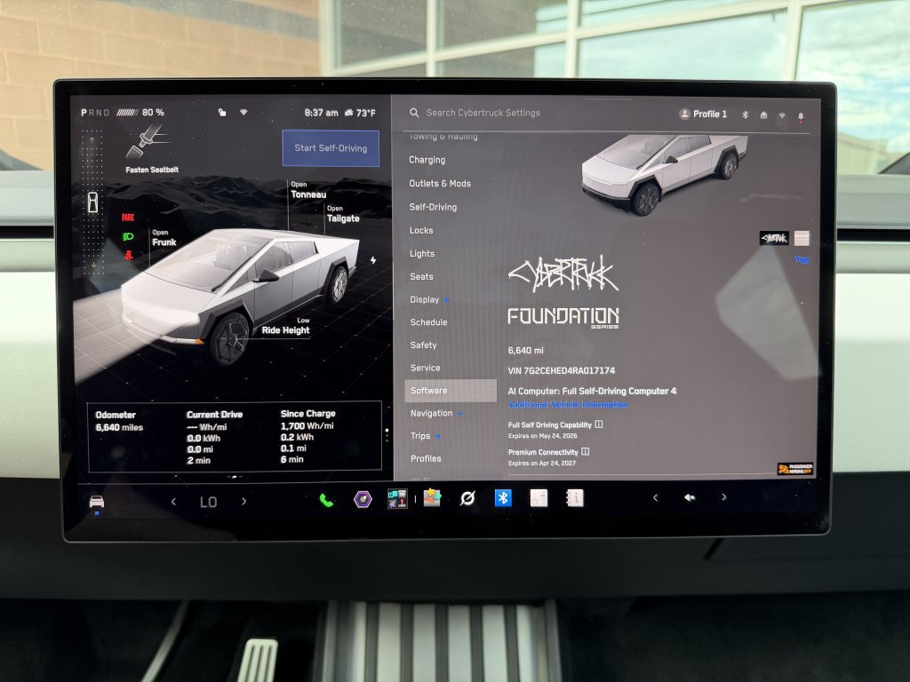 Used 2024 Tesla Cybertruck AWD Crew Cab image 25