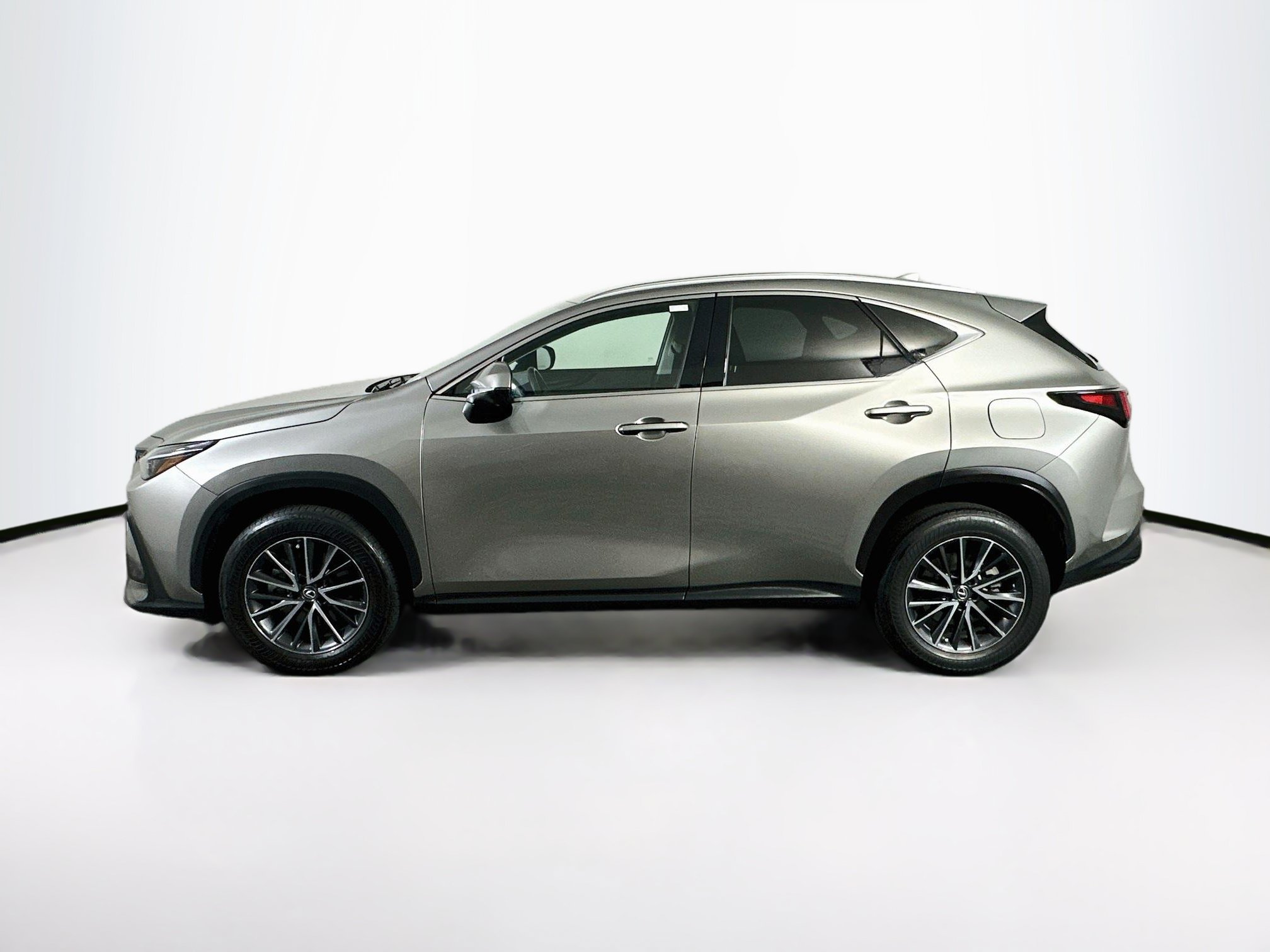 Used 2023 Lexus NX 350 AWD w/ Cold Area Package image 4