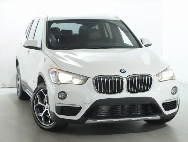Used 2018 BMW X1 xDrive28i w/ Convenience Package AWD/4WD image 2