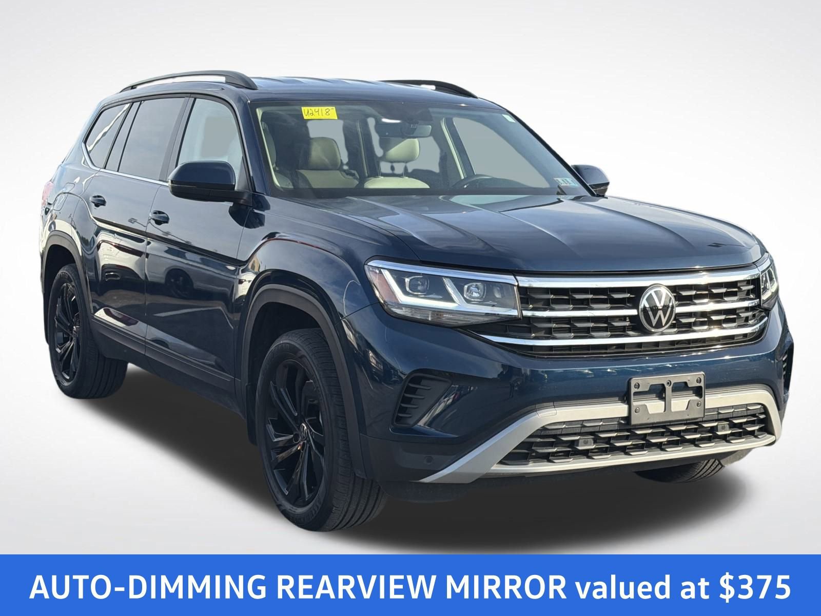 Used 2022 Volkswagen Atlas SE w/ Black Wheel Package image 3