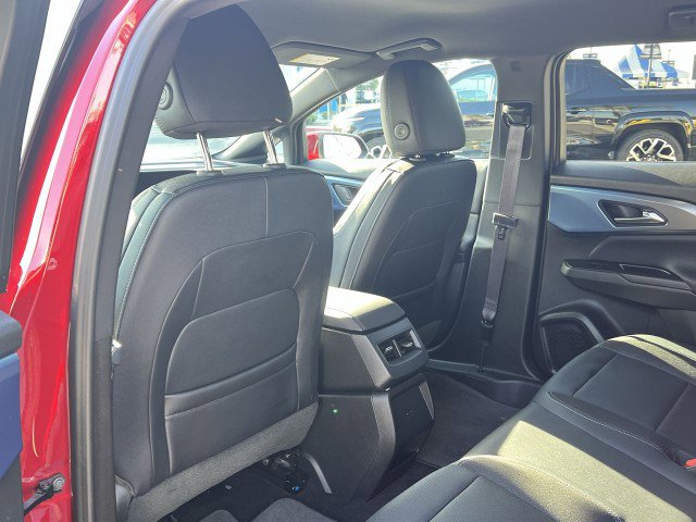 Used 2025 Chevrolet Equinox EV LT w/ Convenience Package image 20