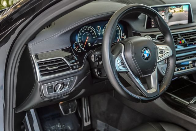 Used 2019 BMW 740i w/ M Sport Package RWD image 26