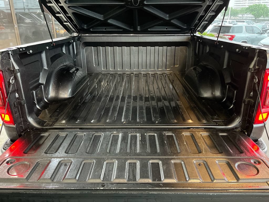 Used 2023 RAM 1500 Laramie AWD/4WD image 26