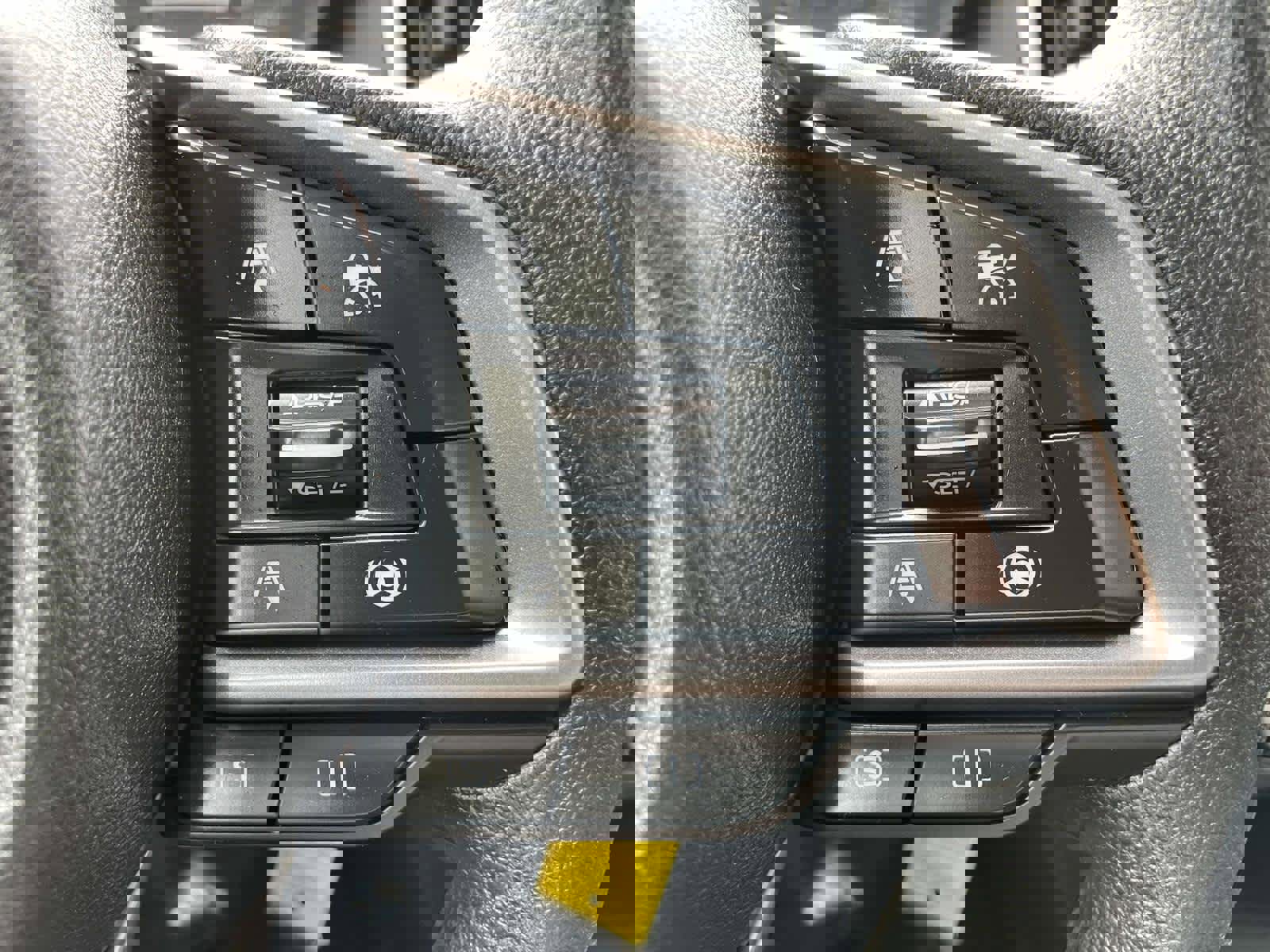 Certified 2023 Subaru Crosstrek 2.0i image 18