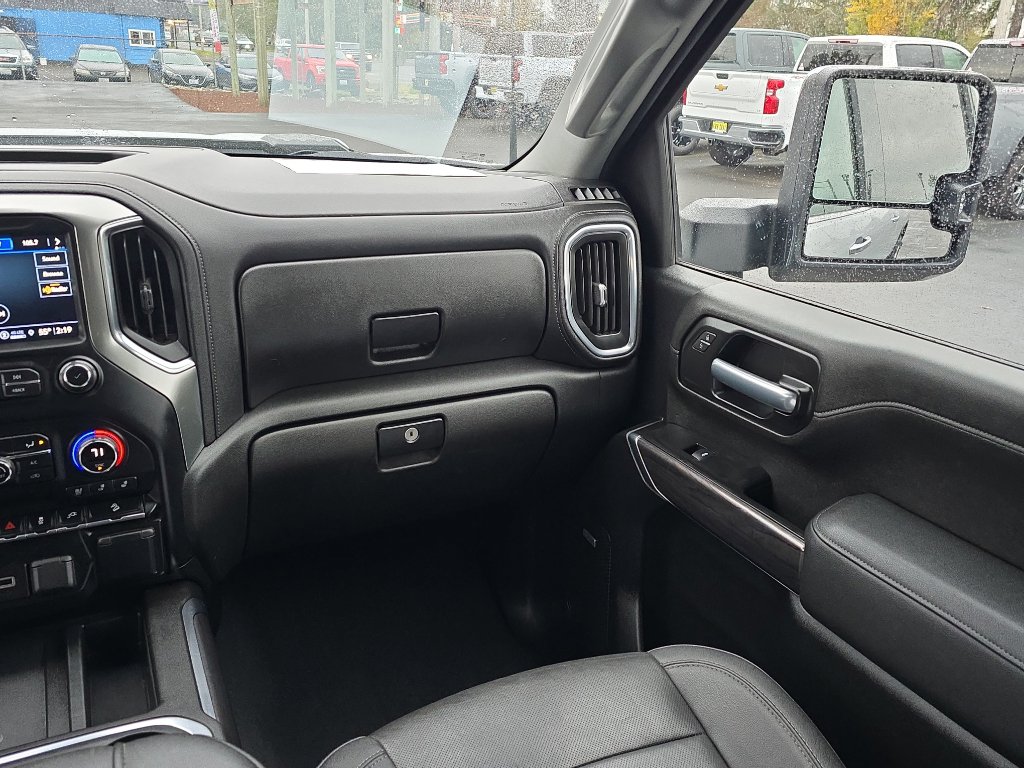 Certified 2021 Chevrolet Silverado 3500 LTZ w/ LTZ Premium Package image 21