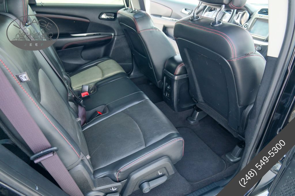 Used 2015 Dodge Journey R/T w/ Flexible Seating Group FWD image 12
